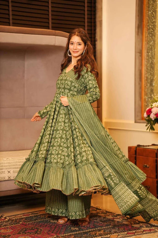 COTTON GREEN SUIT SET FOR WOMEN